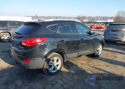 2013 Hyundai Tucson Gls z USA, uszkodzony, nr VIN KM8JU3ACXDU714084